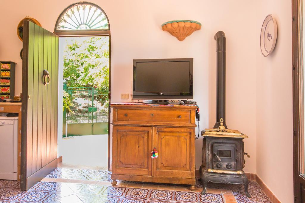 Villa Adamo Scopello  Kamer foto